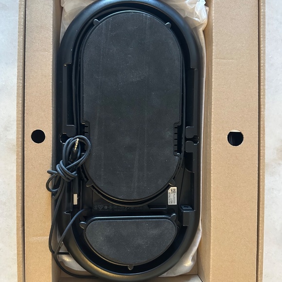 Jabra Speak 810 UC - Professional stationary speakerphone - Picture 2 of 5